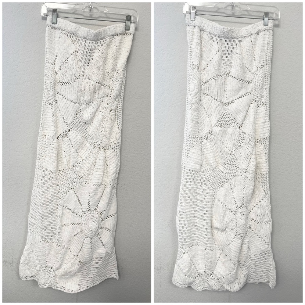 RAHI White Crochet Cover Up Skirt Size Small - Picture 2 of 3